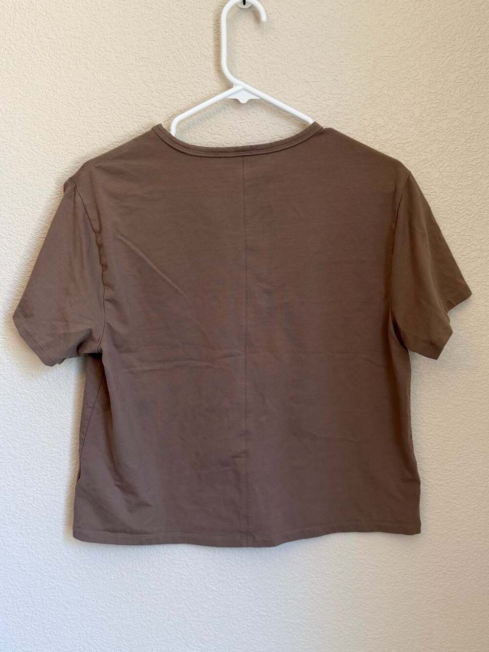 Athleta T-Shirt Size M Brown Crewneck - Picture 3 of 4